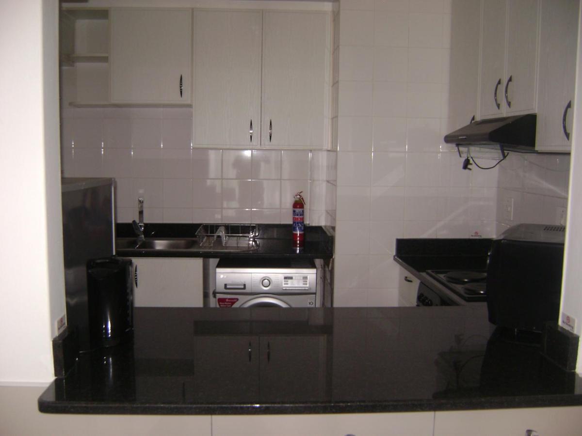 North Beach Durban Apartments Buitenkant foto
