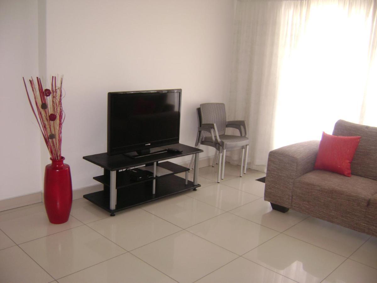 North Beach Durban Apartments Buitenkant foto