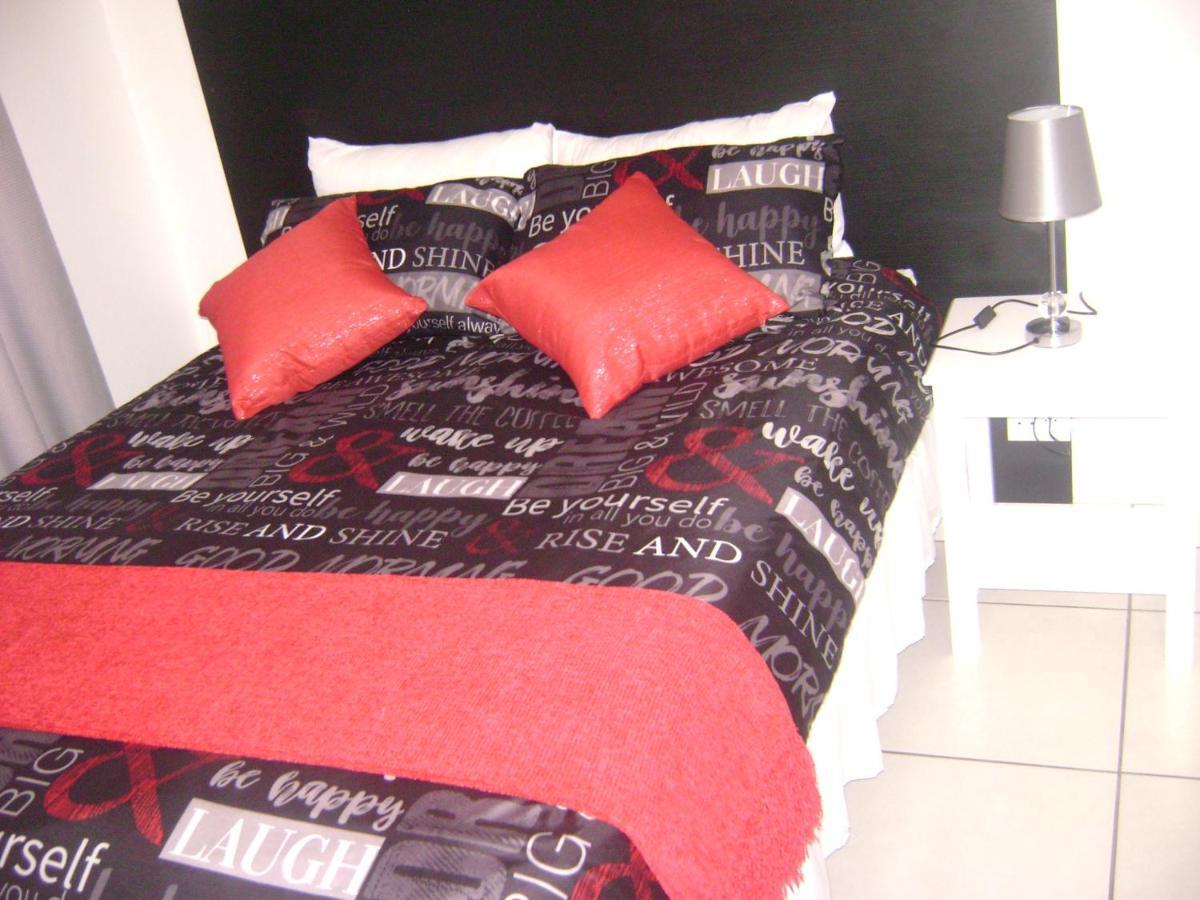 North Beach Durban Apartments Buitenkant foto